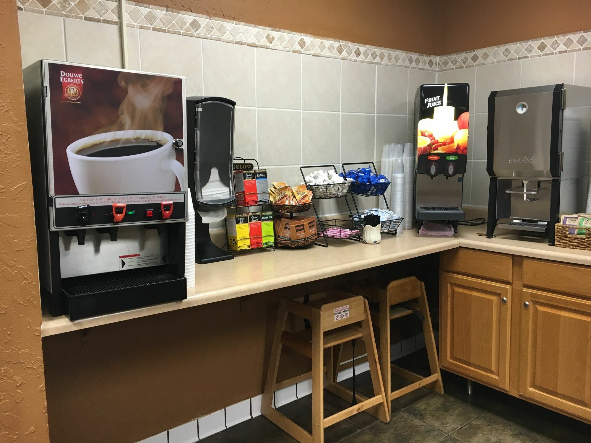 Med City Inn & Suites Rochester Mayo Clinic Area Екстериор снимка